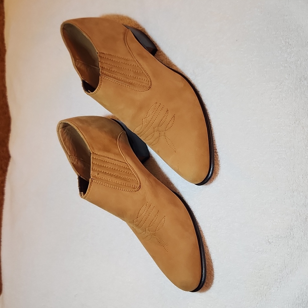 Chamula ankle booties